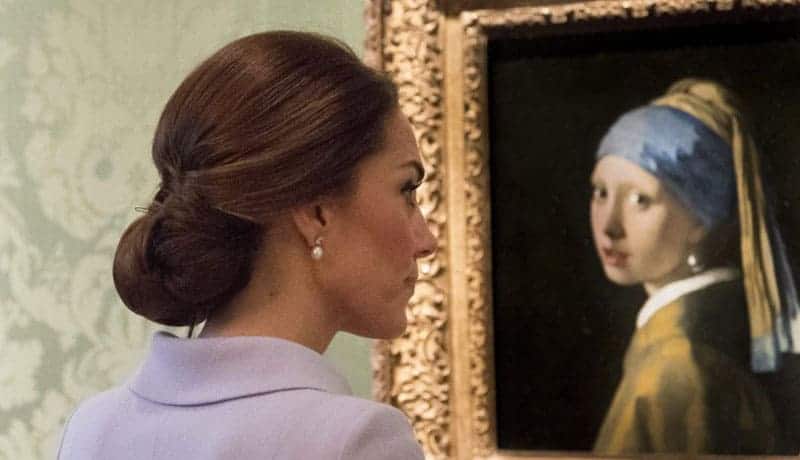 girl with pearl earring حباب گل لاله هلندی